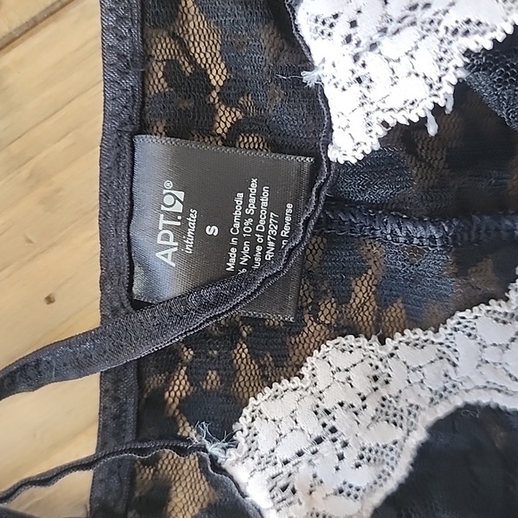 3 Piece Intimates/ Sleepwear Set By Apt. 9 - Picture 8 of 16